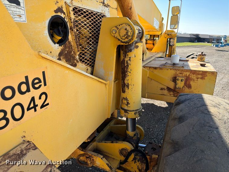 image for item FP3186 1998 Pettibone 8042 telehandler