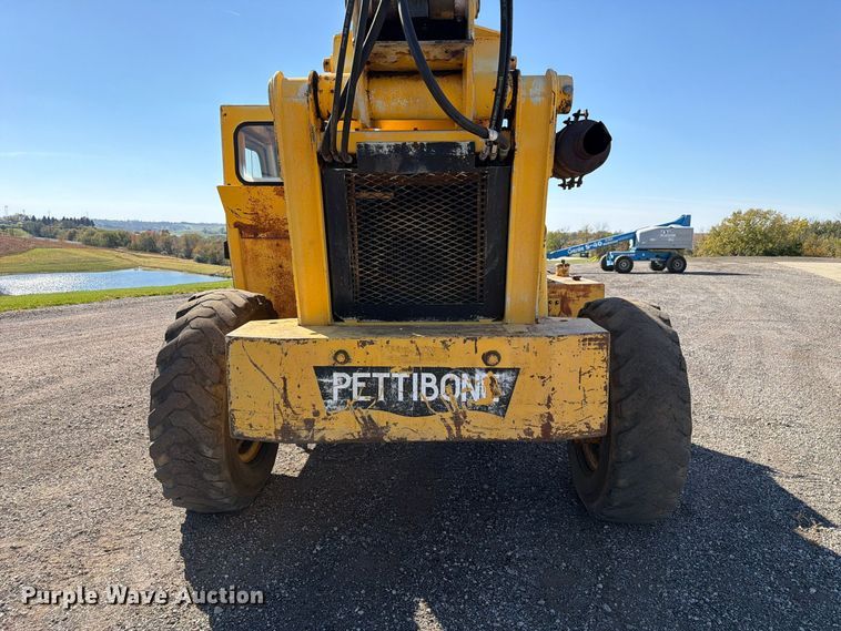 image for item FP3186 1998 Pettibone 8042 telehandler