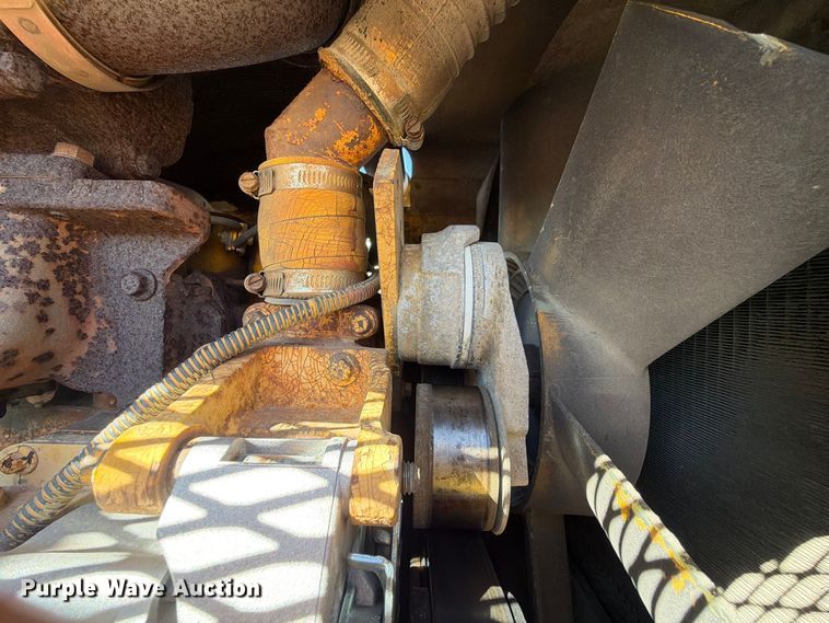 image for item FP3186 1998 Pettibone 8042 telehandler