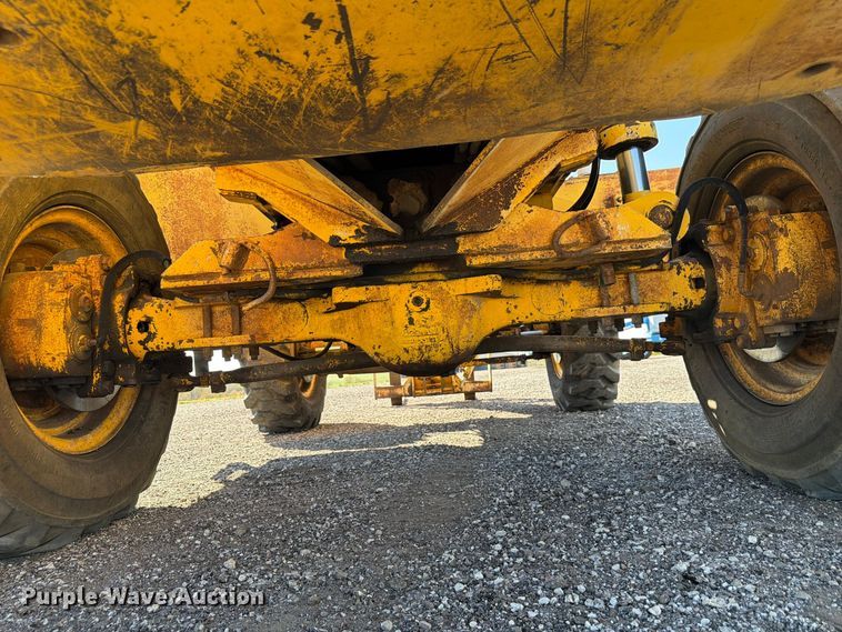 image for item FP3186 1998 Pettibone 8042 telehandler