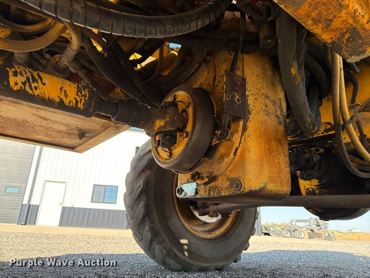 image for item FP3186 1998 Pettibone 8042 telehandler