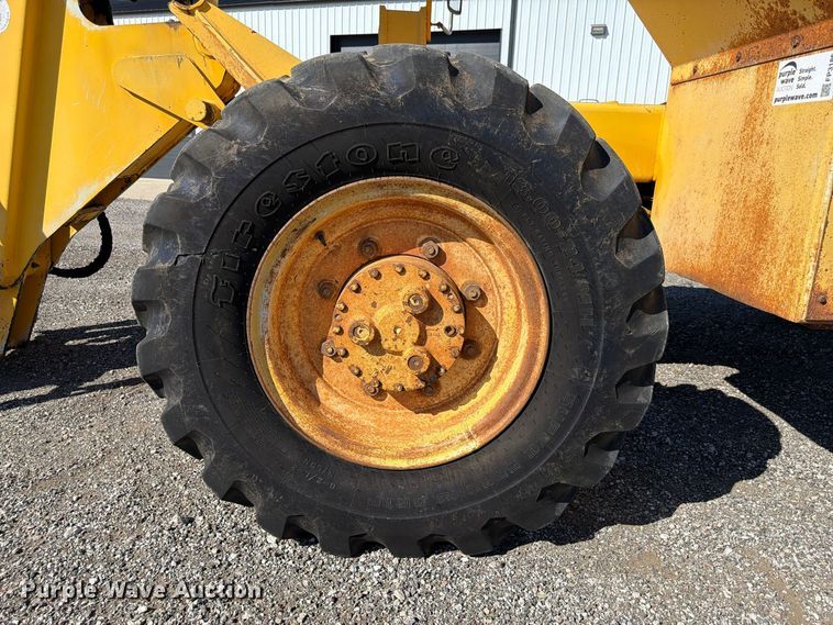 image for item FP3186 1998 Pettibone 8042 telehandler