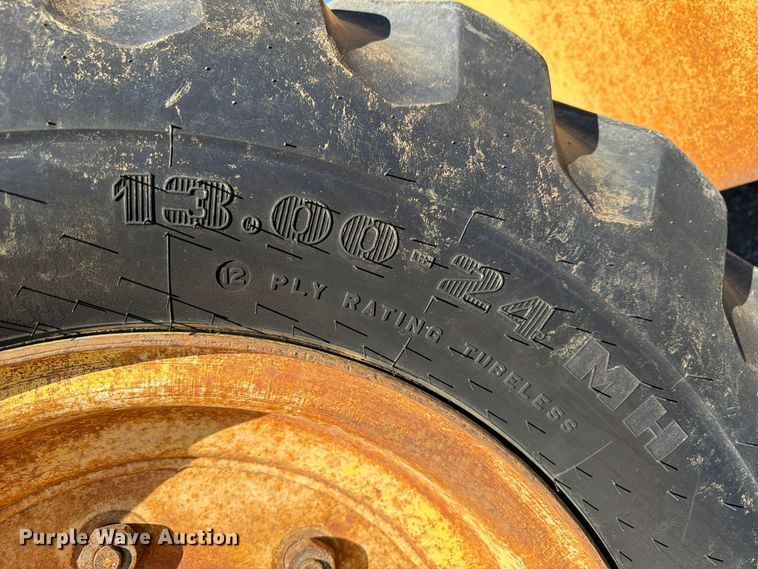 image for item FP3186 1998 Pettibone 8042 telehandler