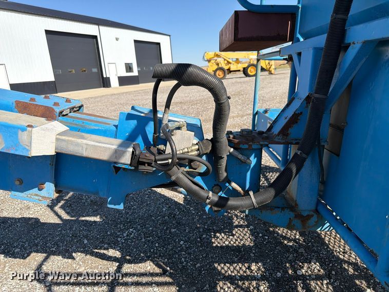 image for item FP3187 1998 Genie S-40 boom lift