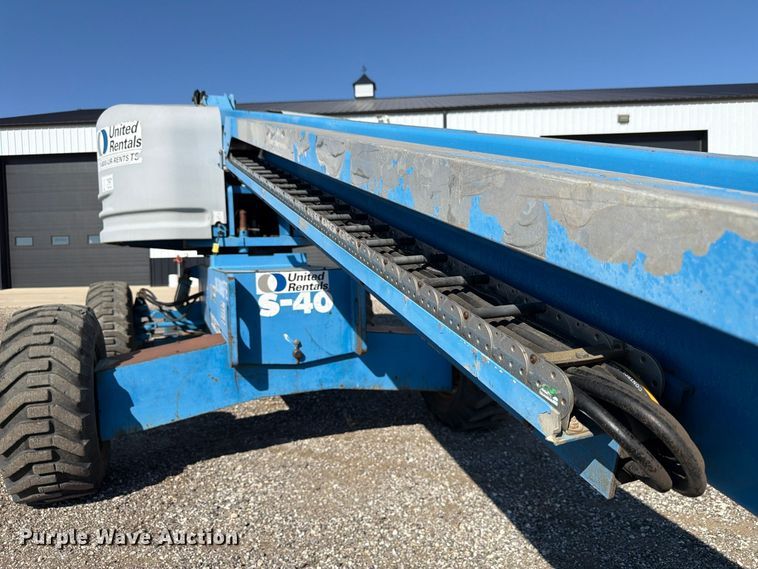 image for item FP3187 1998 Genie S-40 boom lift