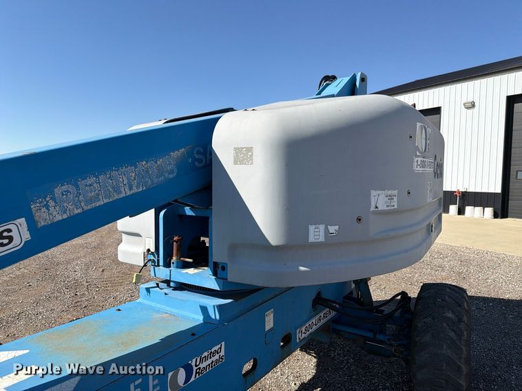 image for item FP3187 1998 Genie S-40 boom lift