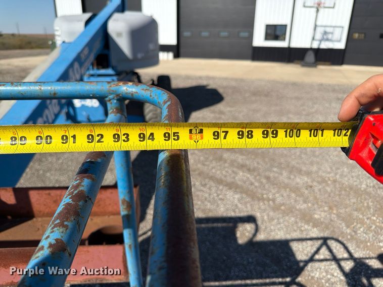 image for item FP3187 1998 Genie S-40 boom lift