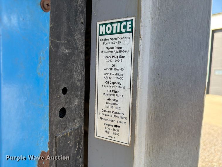 image for item FP3187 1998 Genie S-40 boom lift
