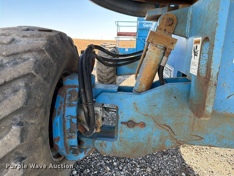 image for item FP3187 1998 Genie S-40 boom lift