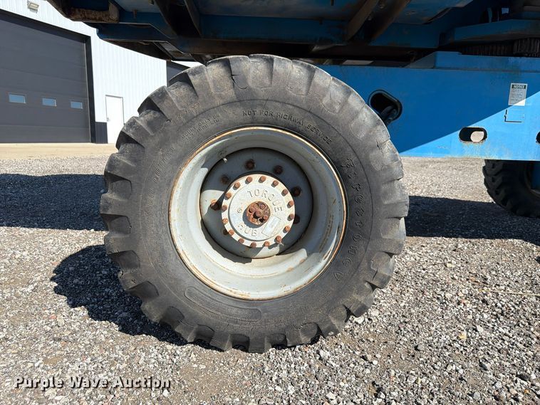 image for item FP3187 1998 Genie S-40 boom lift