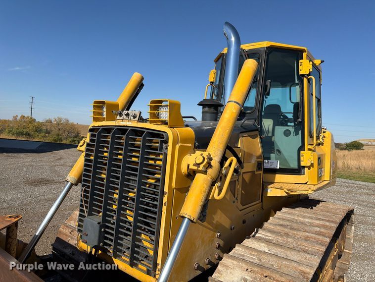 image for item FP3188 2003 John Deere 850C dozer