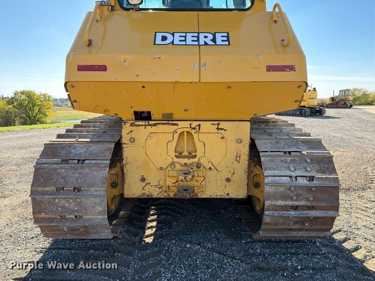 image for item FP3188 2003 John Deere 850C dozer