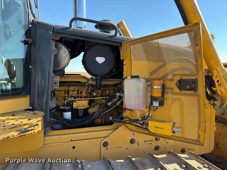 image for item FP3188 2003 John Deere 850C dozer