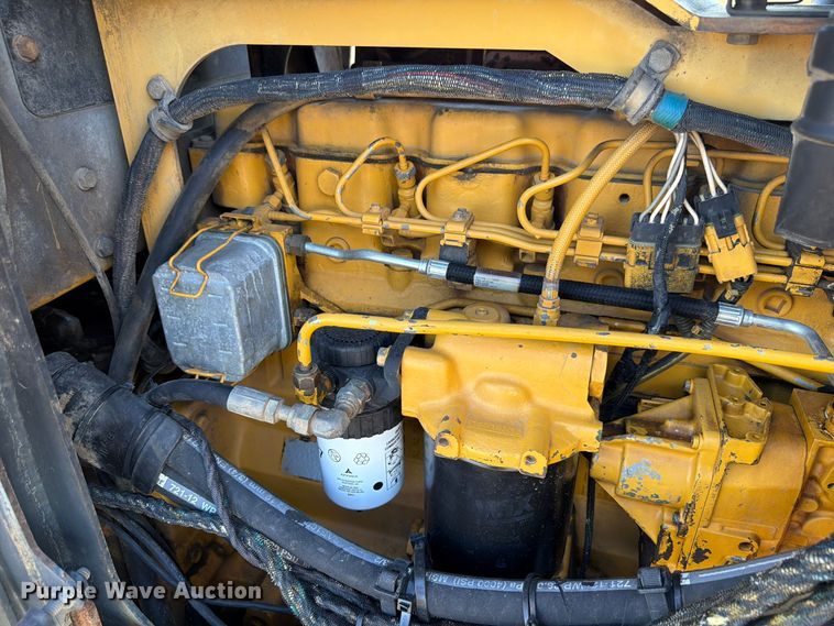 image for item FP3188 2003 John Deere 850C dozer