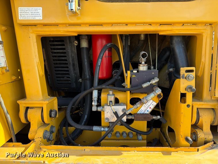 image for item FP3188 2003 John Deere 850C dozer