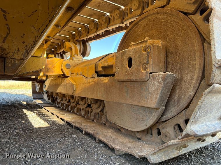 image for item FP3188 2003 John Deere 850C dozer