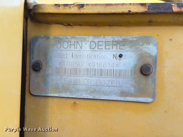 image for item FP3188 2003 John Deere 850C dozer