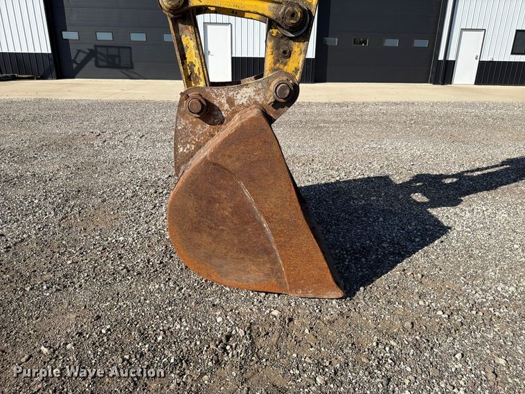 image for item FP3189 2018 Komatsu PC138USLC-11 excavator