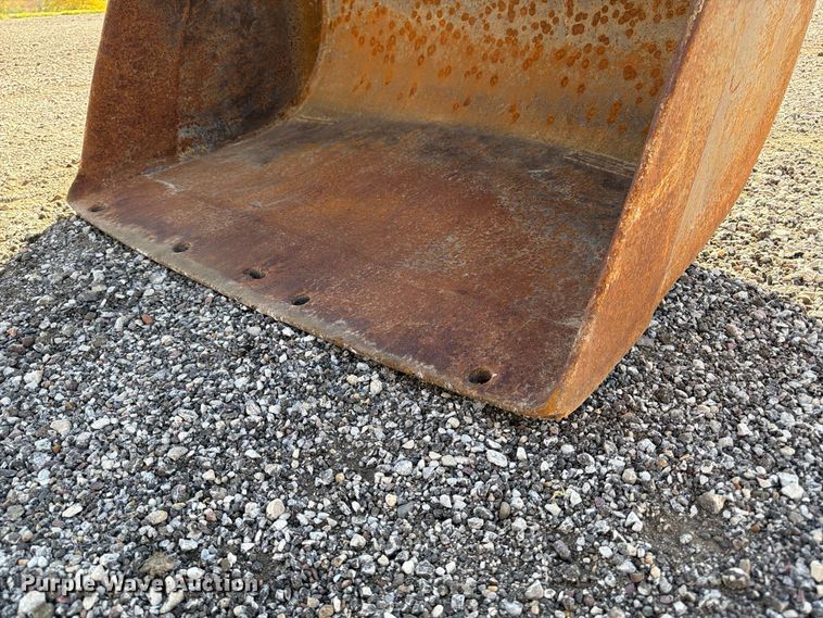 image for item FP3189 2018 Komatsu PC138USLC-11 excavator