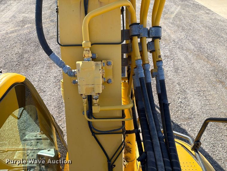 image for item FP3189 2018 Komatsu PC138USLC-11 excavator