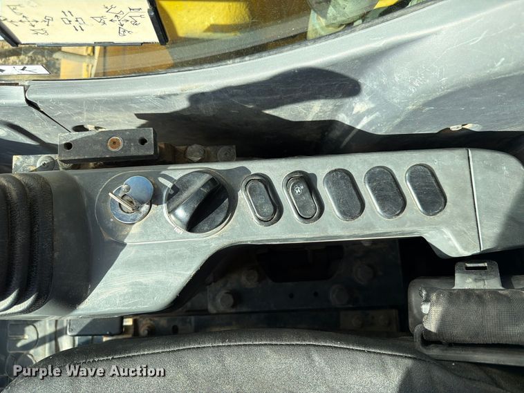 image for item FP3189 2018 Komatsu PC138USLC-11 excavator
