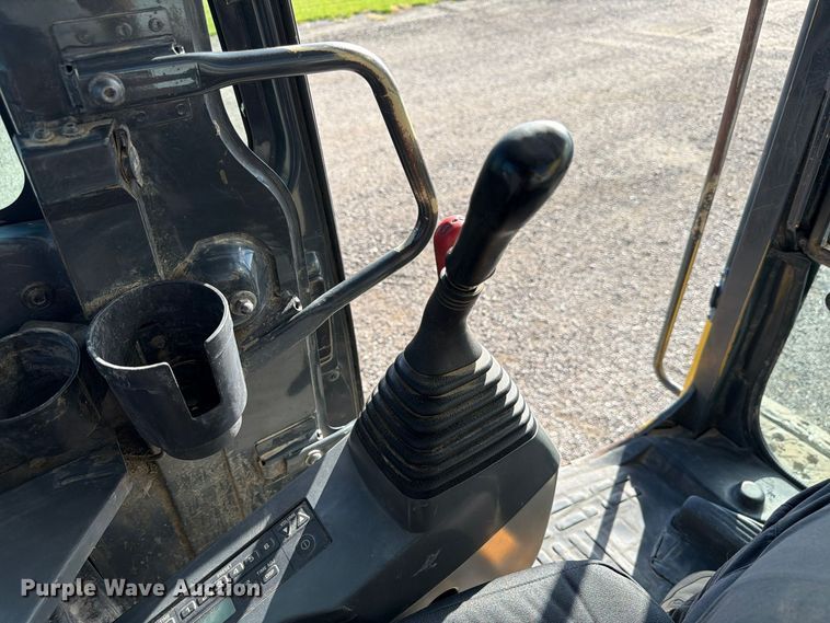 image for item FP3189 2018 Komatsu PC138USLC-11 excavator