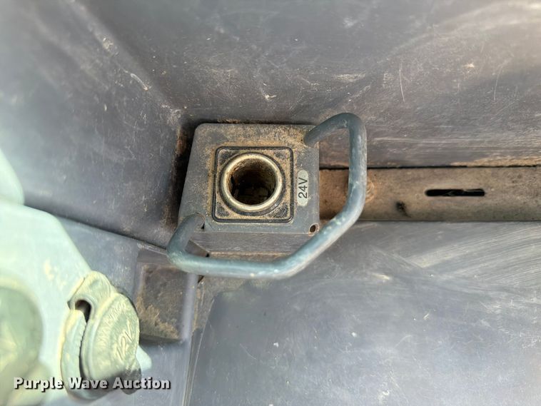 image for item FP3189 2018 Komatsu PC138USLC-11 excavator