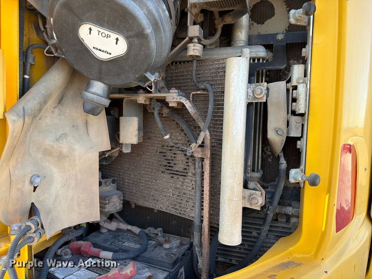 image for item FP3189 2018 Komatsu PC138USLC-11 excavator