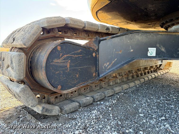 image for item FP3189 2018 Komatsu PC138USLC-11 excavator