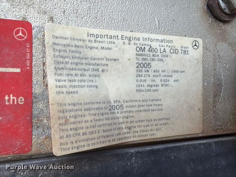 image for item FP3191 2005 Freightliner Columbia semi truck