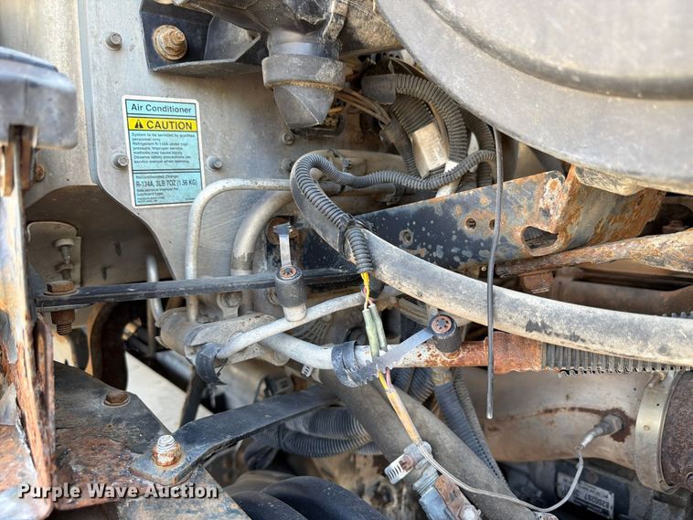 image for item FP3191 2005 Freightliner Columbia semi truck