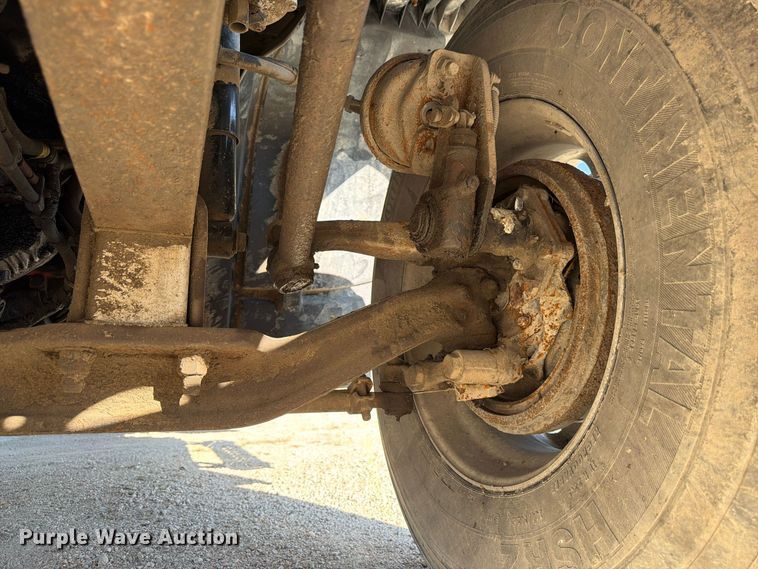 image for item FP3191 2005 Freightliner Columbia semi truck