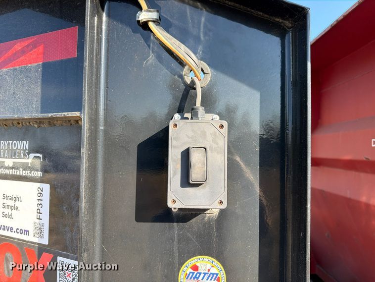 image for item FP3192 2022 Maxey roll-off container trailer