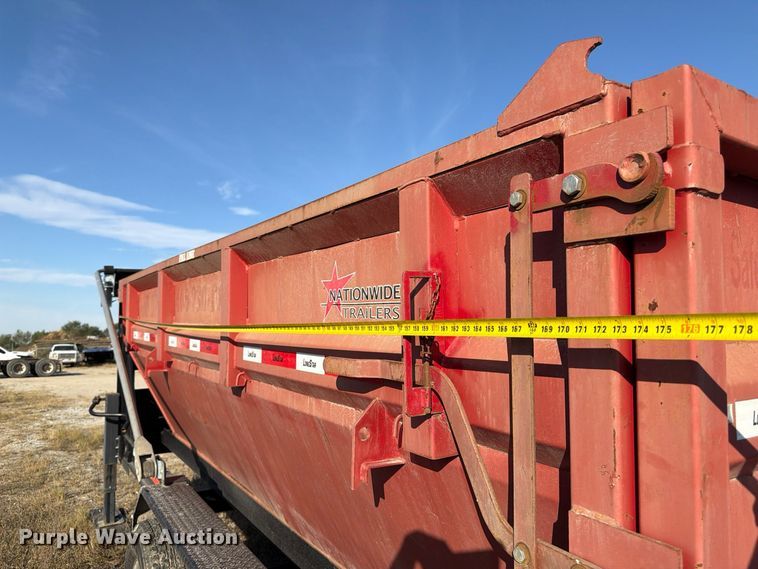 image for item FP3192 2022 Maxey roll-off container trailer
