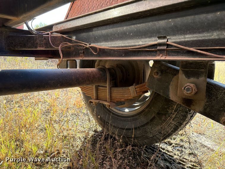 image for item FP3192 2022 Maxey roll-off container trailer