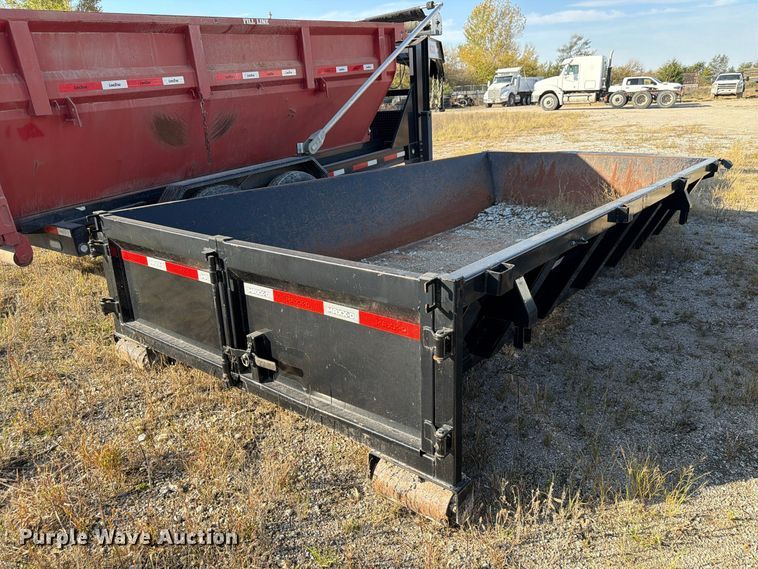 image for item FP3192 2022 Maxey roll-off container trailer