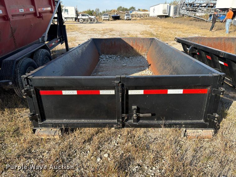 image for item FP3192 2022 Maxey roll-off container trailer
