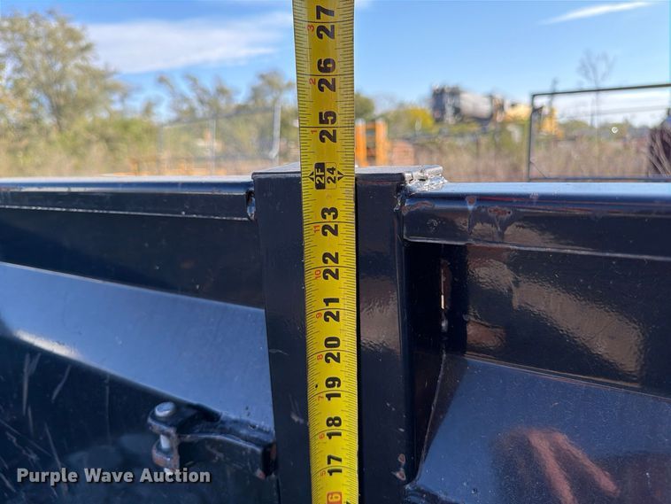 image for item FP3192 2022 Maxey roll-off container trailer