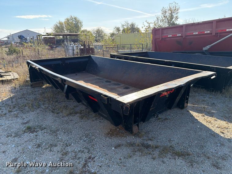 image for item FP3192 2022 Maxey roll-off container trailer