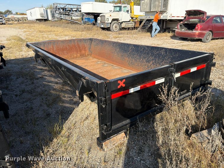 image for item FP3192 2022 Maxey roll-off container trailer