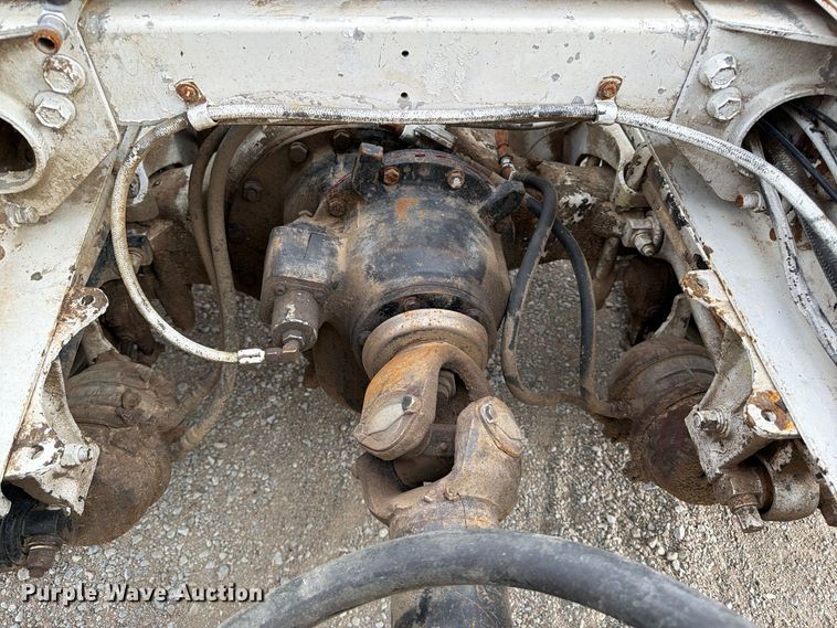 image for item FP3197 1995 Peterbilt 379 semi truck