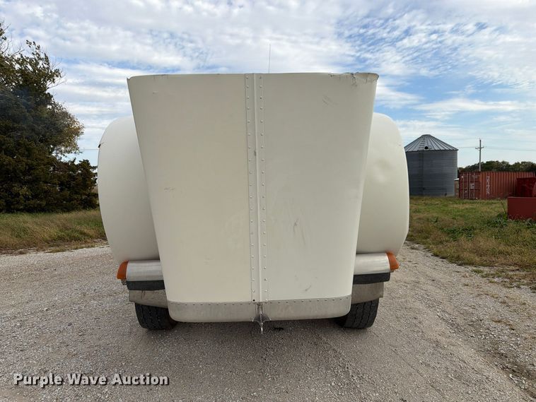 image for item FP3197 1995 Peterbilt 379 semi truck