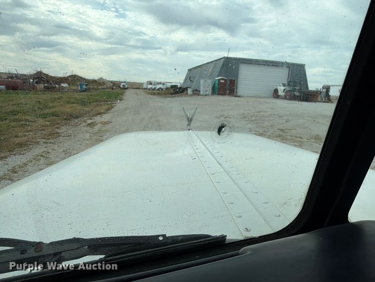image for item FP3197 1995 Peterbilt 379 semi truck
