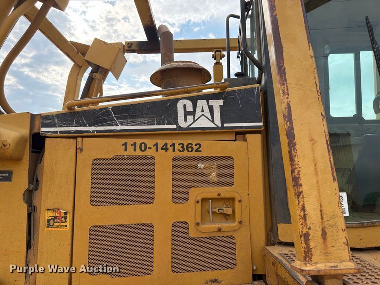image for item FP3501 1998 Caterpillar D6R XL dozer