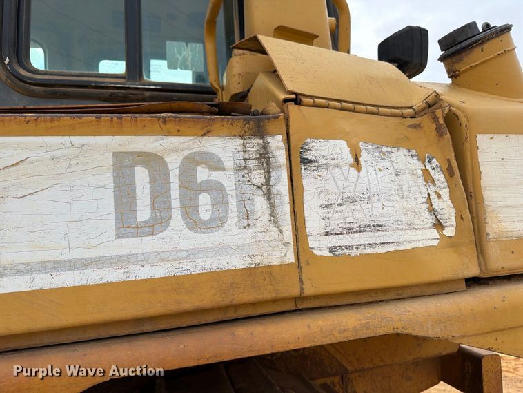 image for item FP3501 1998 Caterpillar D6R XL dozer
