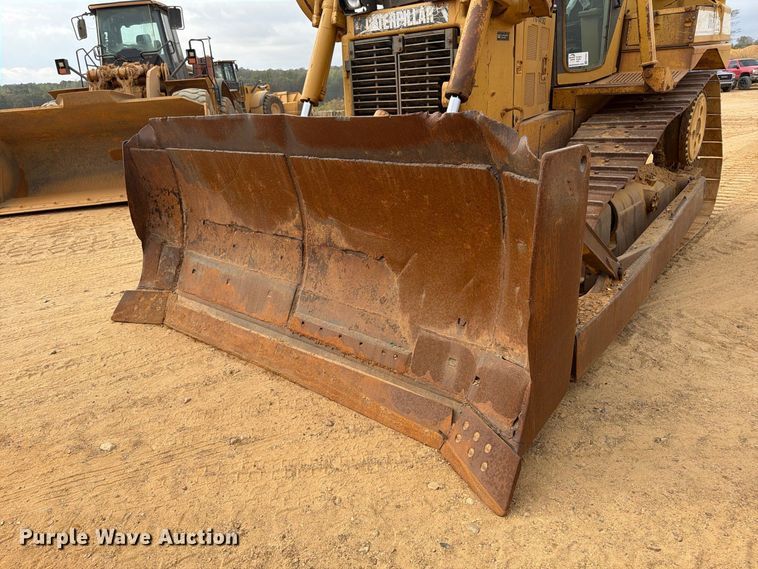 image for item FP3501 1998 Caterpillar D6R XL dozer