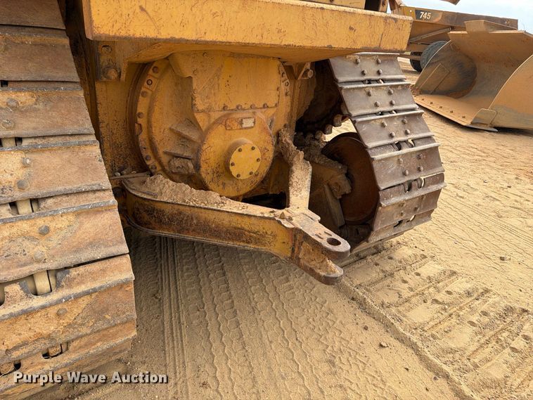 image for item FP3501 1998 Caterpillar D6R XL dozer