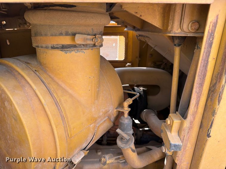 image for item FP3501 1998 Caterpillar D6R XL dozer