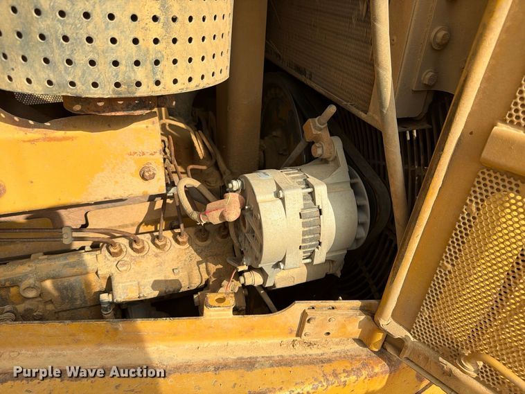 image for item FP3501 1998 Caterpillar D6R XL dozer