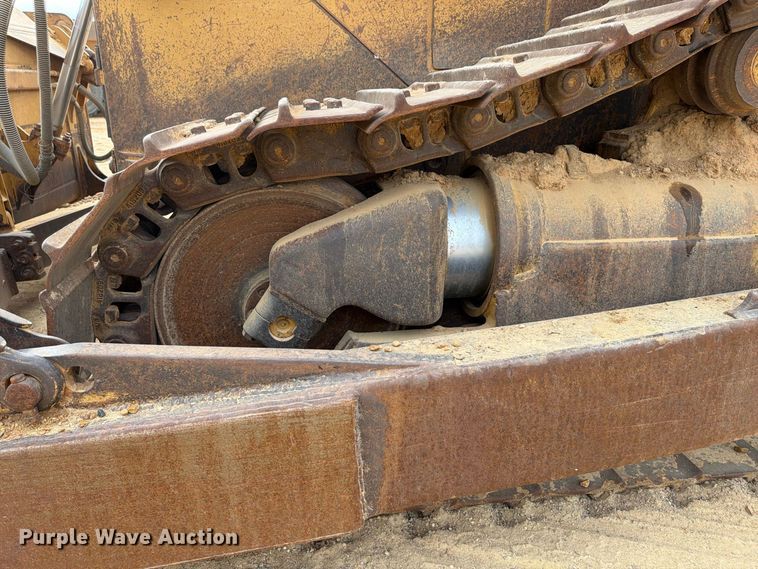 image for item FP3501 1998 Caterpillar D6R XL dozer
